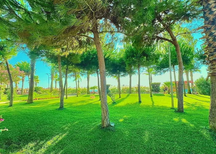 Ida's Durres * Golem (Tirana)